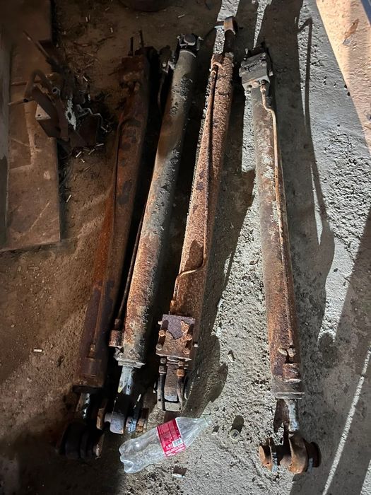 Цилиндр АГП 4 ножки