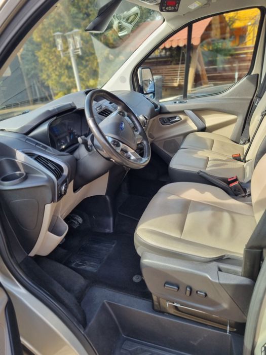 Ford Transit Custom 6 locuri + frigorific