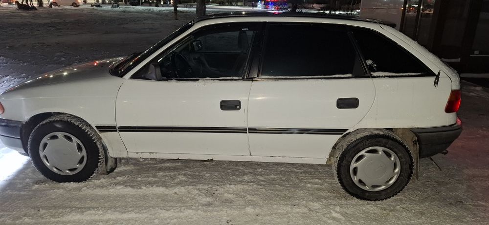 Продам опель астра