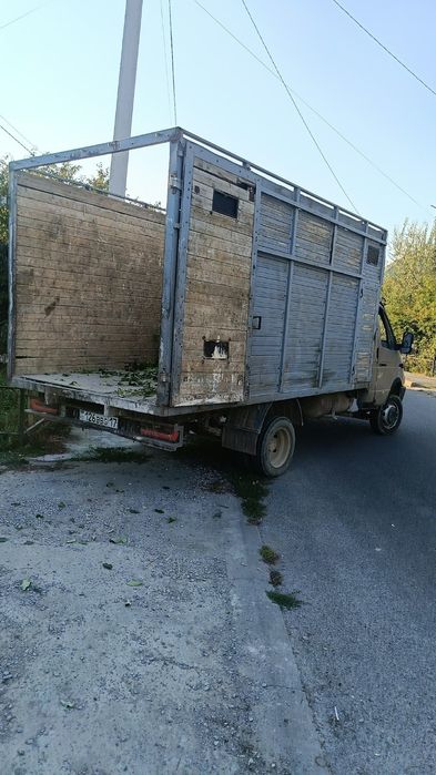 Вывоз мусора с погрузкой.