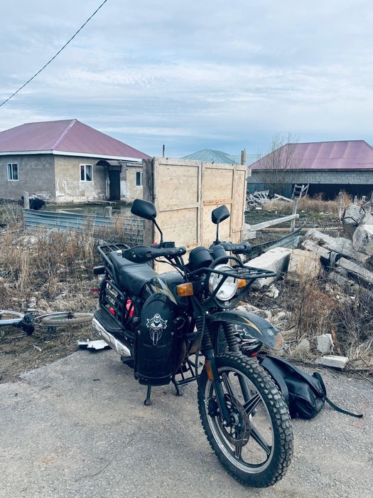 Мотоцикл 200кубов