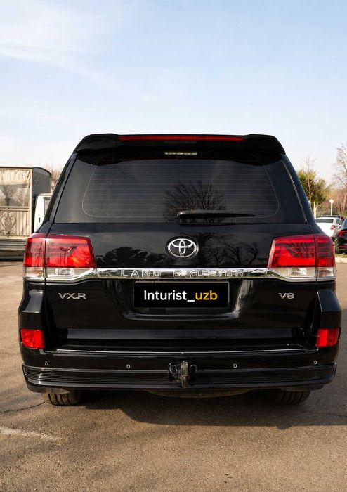 Toyota Land Cruiser 200 haydovchi bilan | Transfer, biznes va safarlar