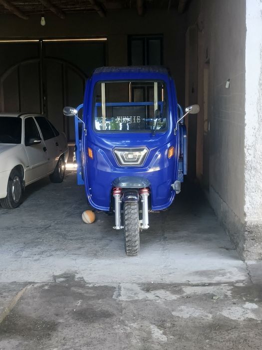 Yuk motosikl xunji 1 yarim tonnalik