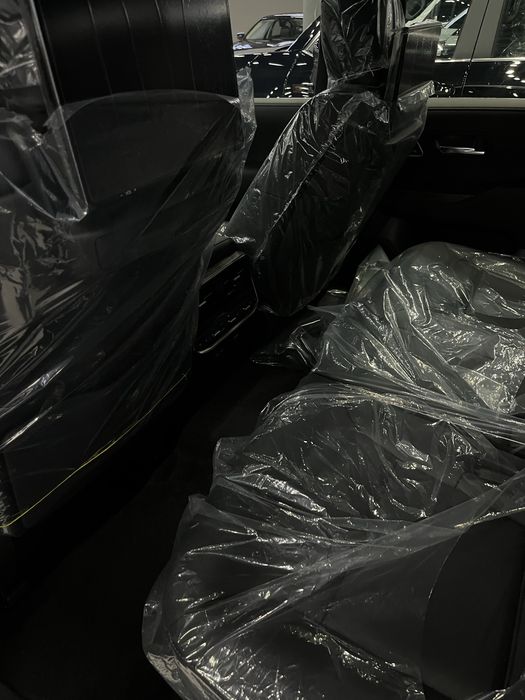 Land Cruiser Toyota 300 4л