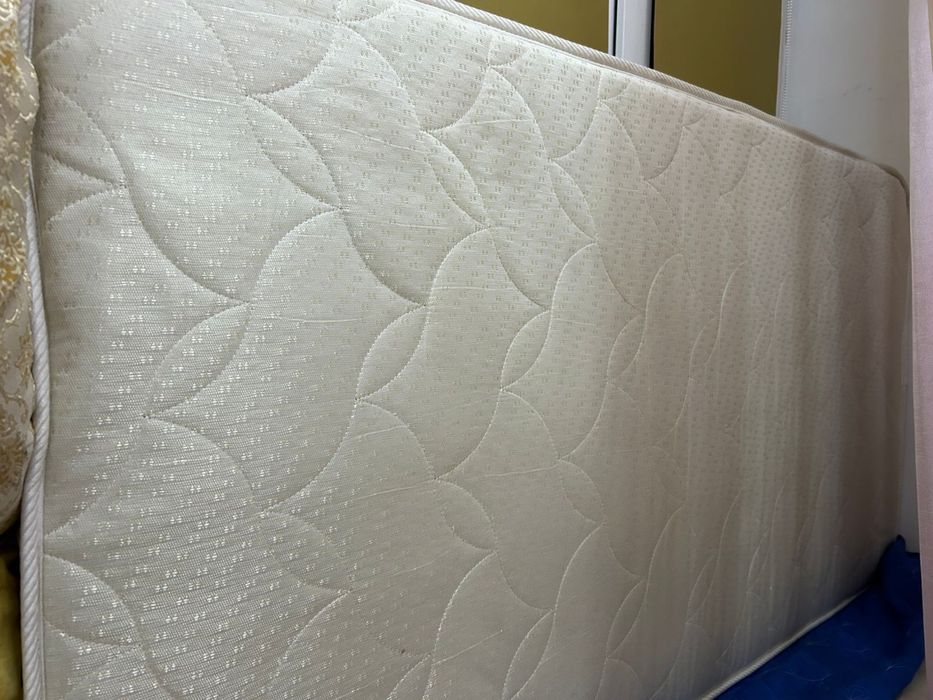 Кровать подростковая