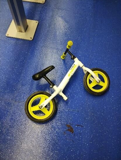 bicicleta fara pedale alb - produs resigilat - (SecondHand) Decathlon