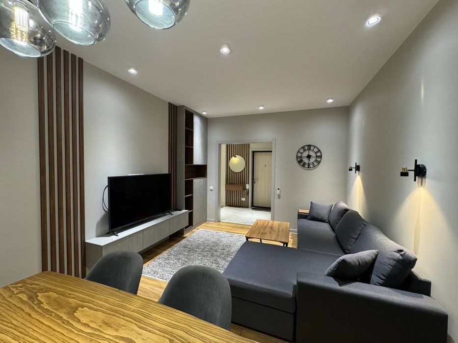 Продается 2х ком квартира, ЖК NRG Mirzo Ulugbek, ор-р: Буз базар, 62м²
