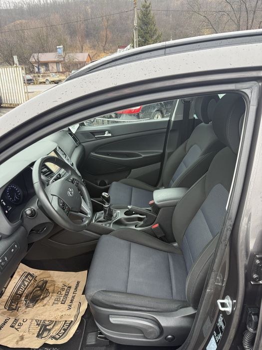 Hyundai Tucson,1700cc,diesel,An 2016,euro6,Km 242000.