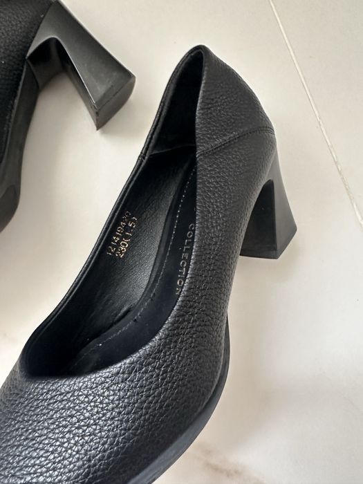 Женские кожаные туфли