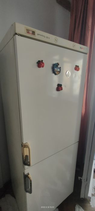 Frigider Privileg cu 2 motoare de vânzare