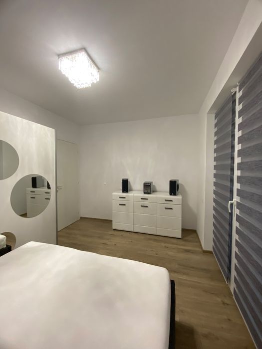 Inchiriez apartament 2 camere. Zona  Kogalniceanu Sibiu.