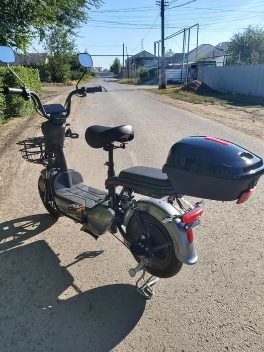 Продаю электроскутер леопард