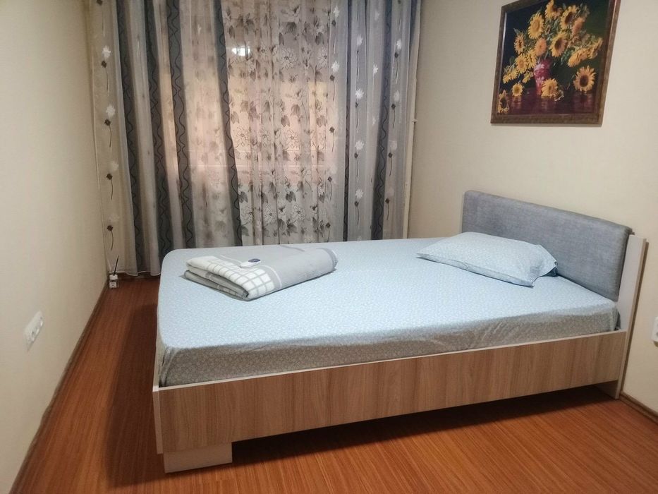 Inchiriez apartament modern cu 3 camere