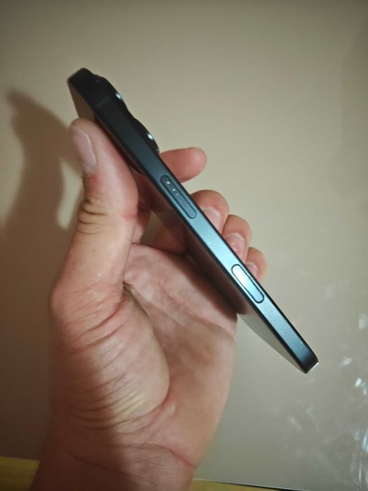 iPhone 16 128GB 93% viața bateriei