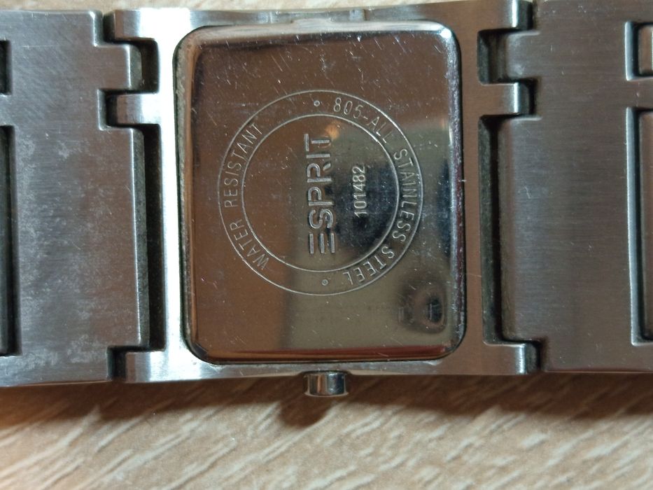 Часовник "Esprit"