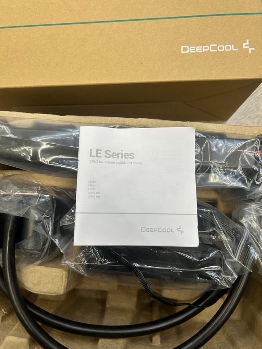 Жидкостное охлаждение Deepcool LE500 ARGB