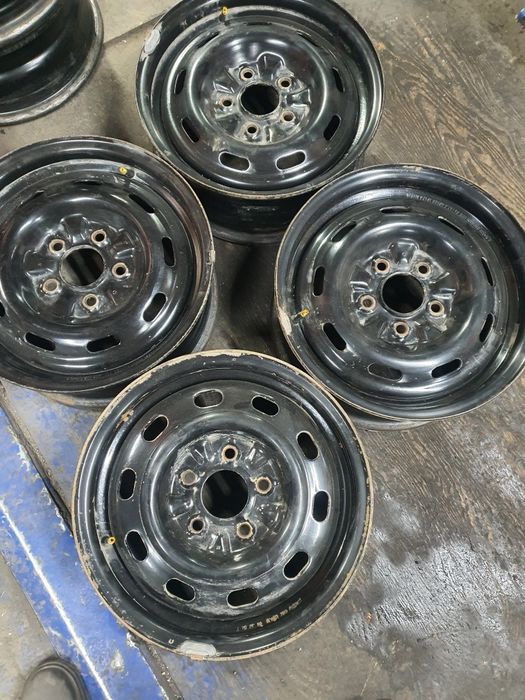 Диски 15 ие стальные .комплект