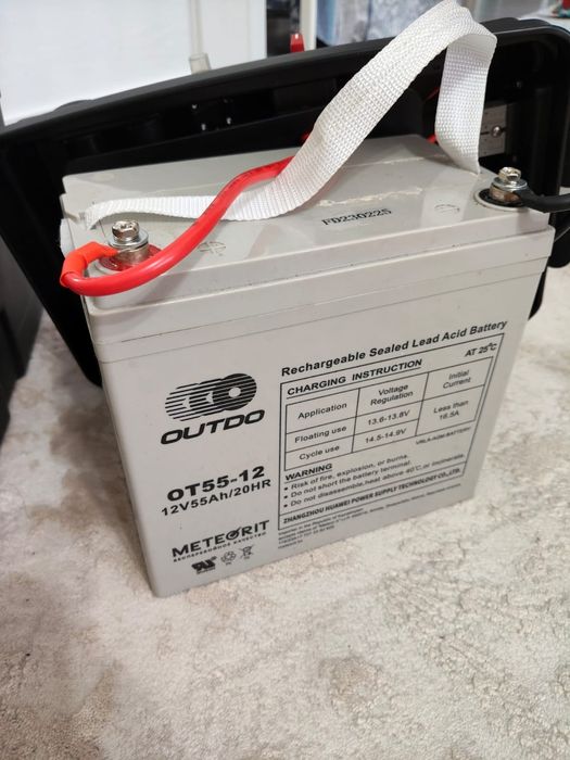 Продам аккумулятор с боксом