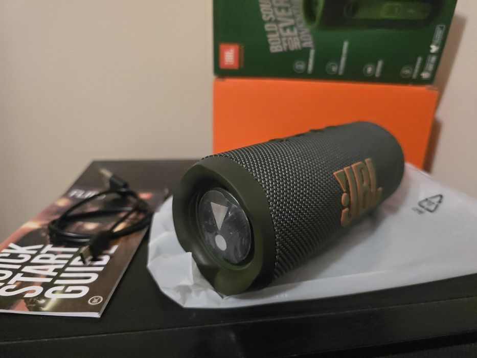 Блютуз колонка. Jbl