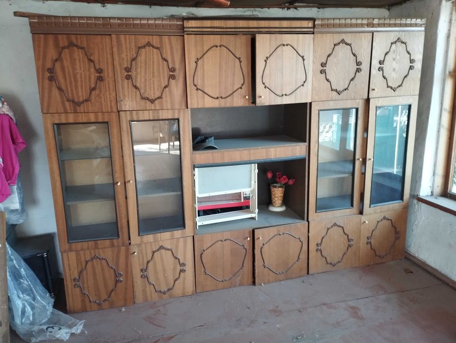 Гарнитура сервант