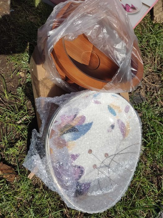 Наборы посуды 32 предмета и 28 предметов