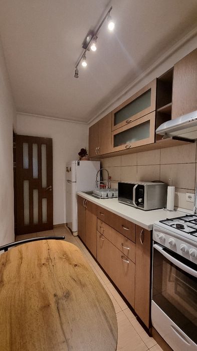 Proprietar. Garsonieră- studio spre închiriere.