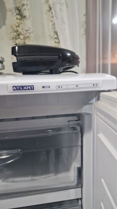 Продам морозильник