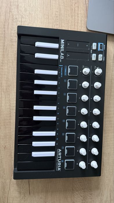 Arturia Minilab MK2