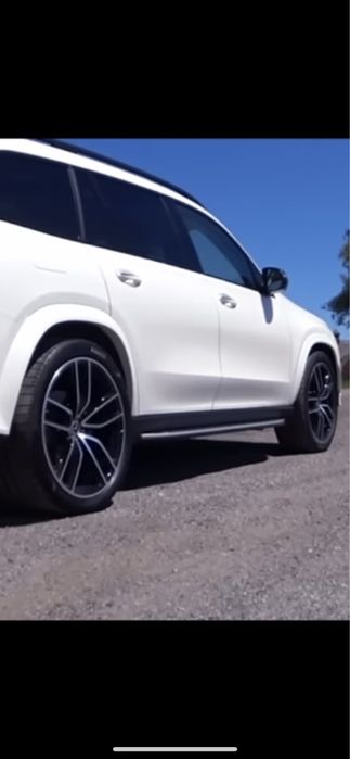 Jante Originale Mercedes Amg- GLS , pe 23 cu anvelope VARA !