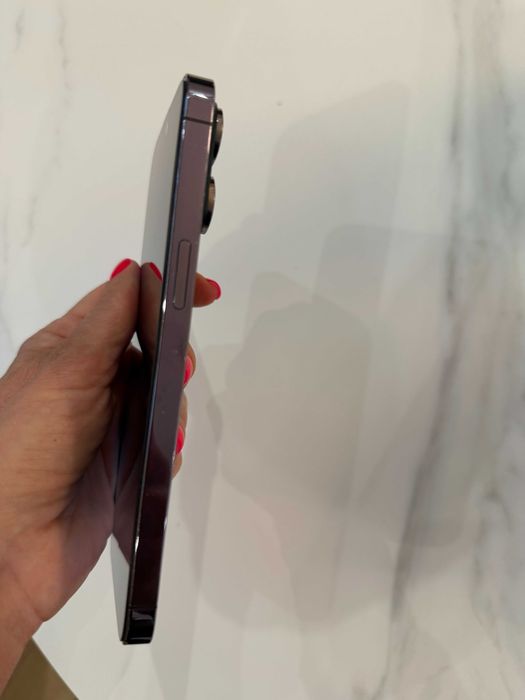 iPhone 14 Pro Max лилав