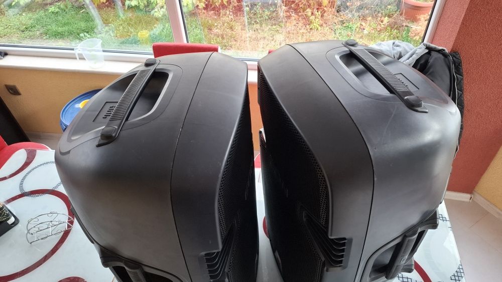 JBL EON 515  450w rms 15 инча