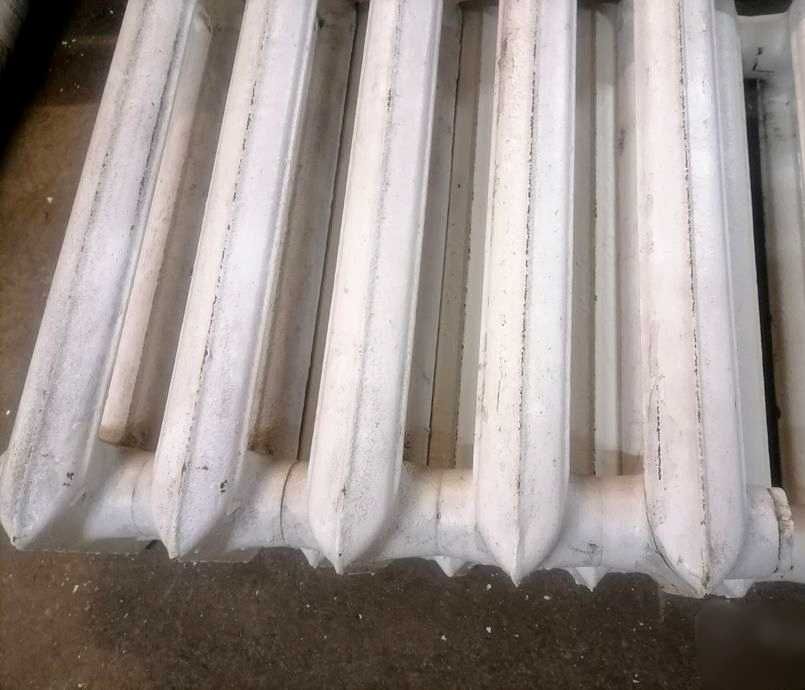 Радиатор чугунный 7 секций