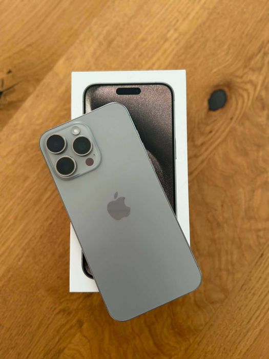 Iphone 15 PRO MAX - Като Нов
