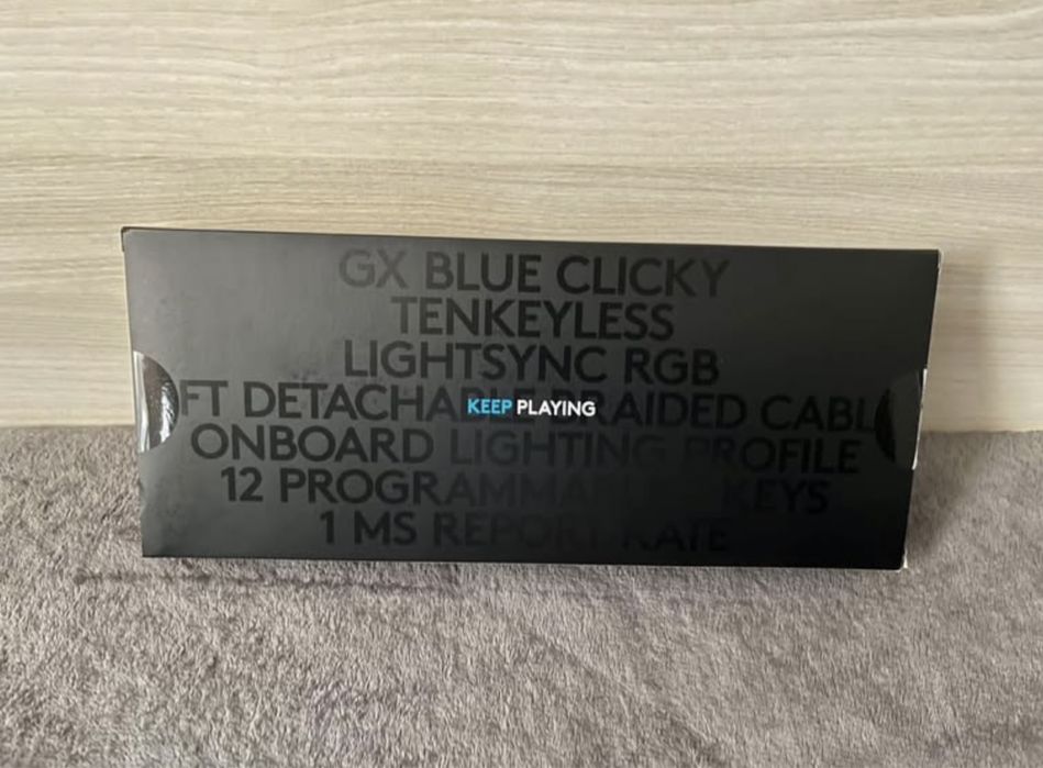 Logitech G Pro / Игровая клавиатура / Проводная