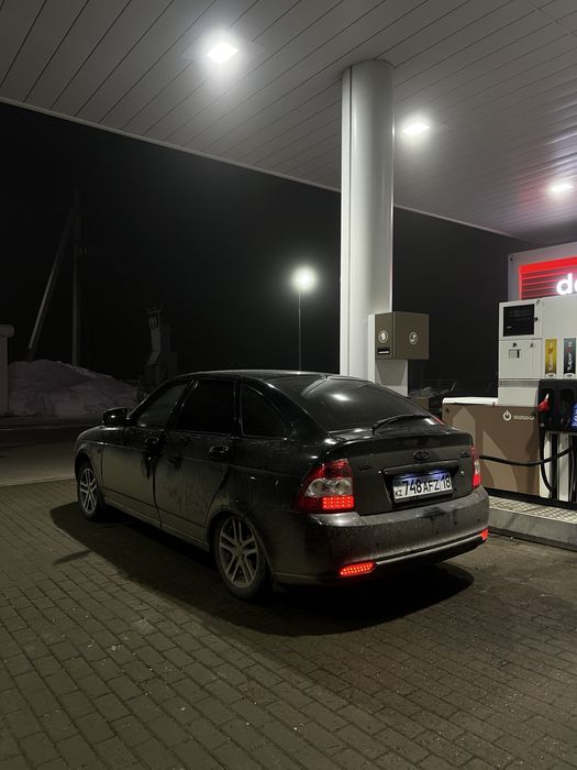 продам lada priora