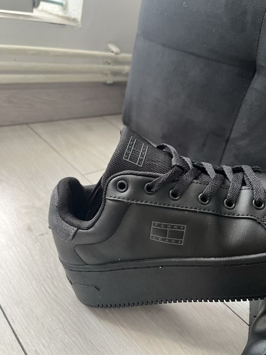 Adidasi Tommy Jeans