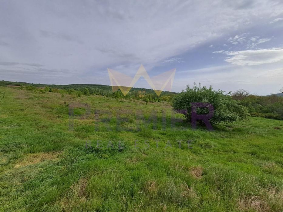 Продава се Парцел в с. Осеново, Област Варна - 5751 кв.м за 11 €/кв.м - Снимка #1