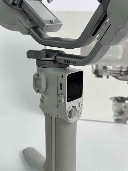 DJI RS 4 mini sotiladi / Продаю свою DJI RS 4 mini
