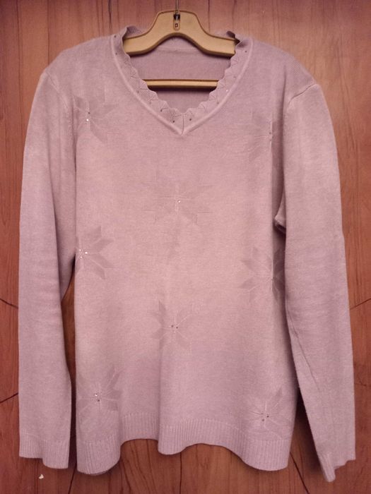 Дамски блузи и жилетки