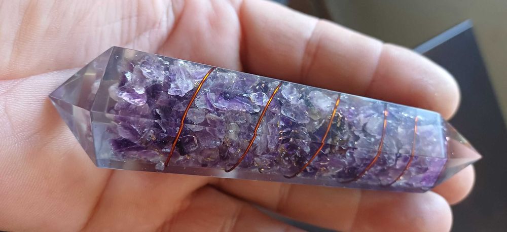 Bagheta ametist si  cupru  cu două varfuri -amplificator energie