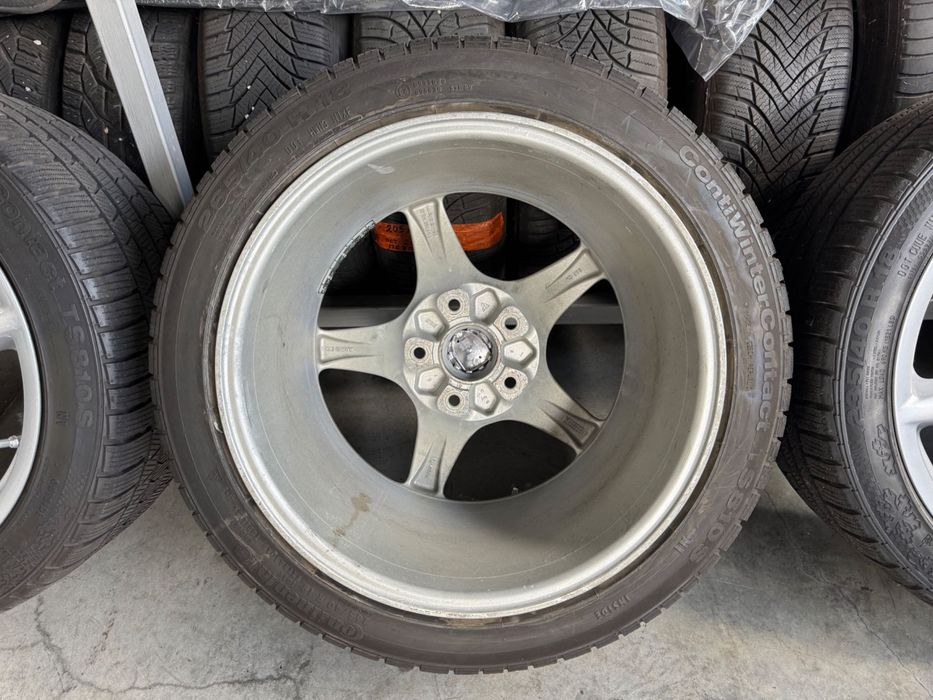 Гуми и джанти за PORSCHE CARRERA 997 Sport packet 265/40/18R (задни) - 235/40/18R (предни)