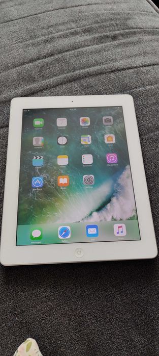 Apple iPad 4 (Retina) 16GB White Запазен и напълно отключен