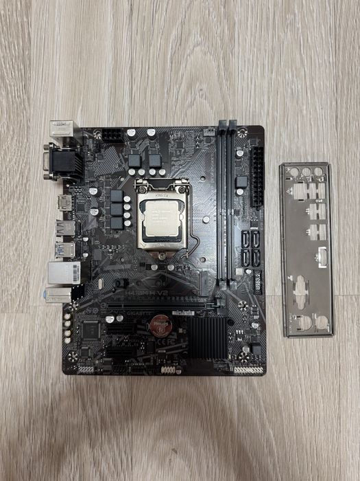 Материнская плата Gigabyte H410M H V2 + Intel Pentium G6405