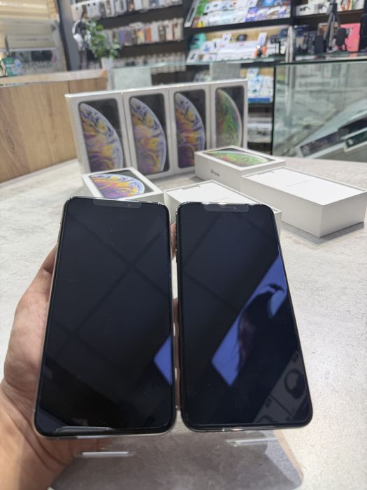 IPHONE Xs Max 64 GSM + cdma новый пачка