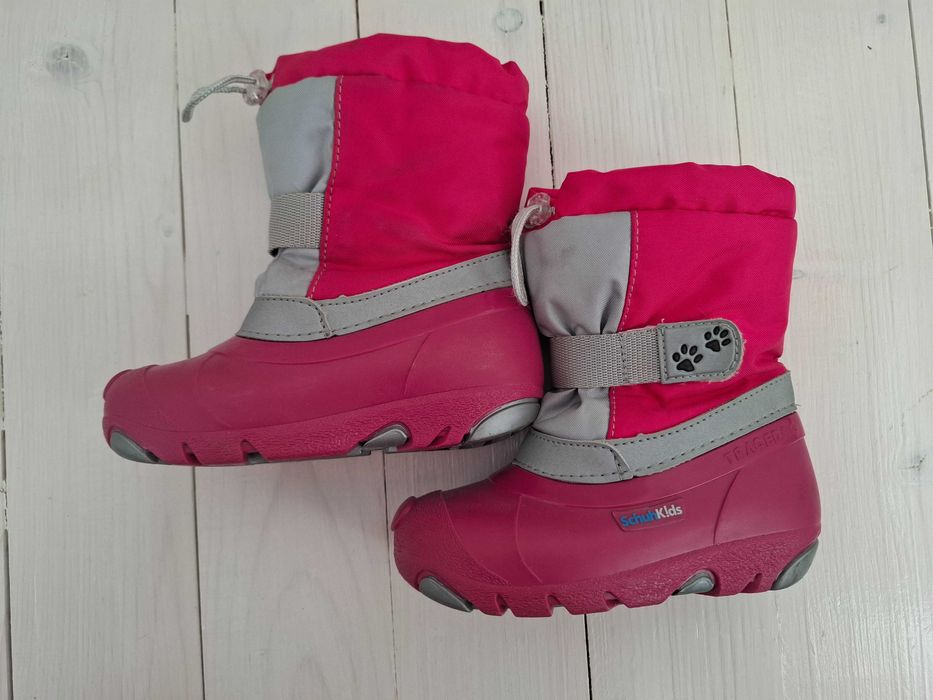 Детски розови апрески Колев и Колев