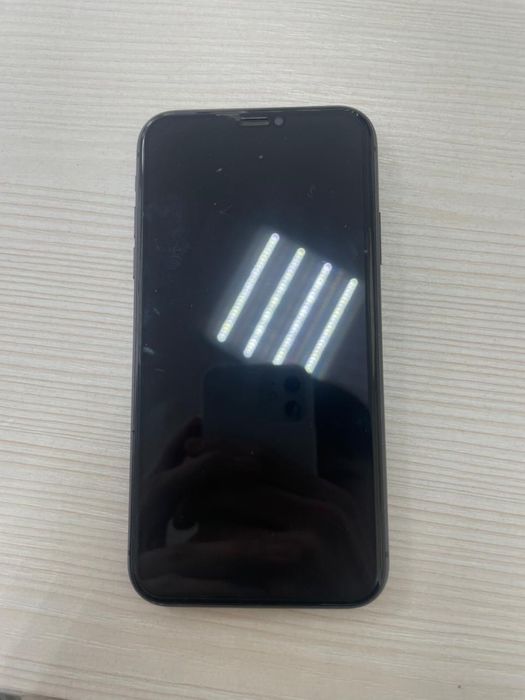 Продам Iphone 11 в хорошом состояние