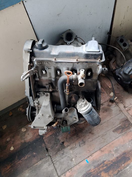Продам двигатель 1.8 моно