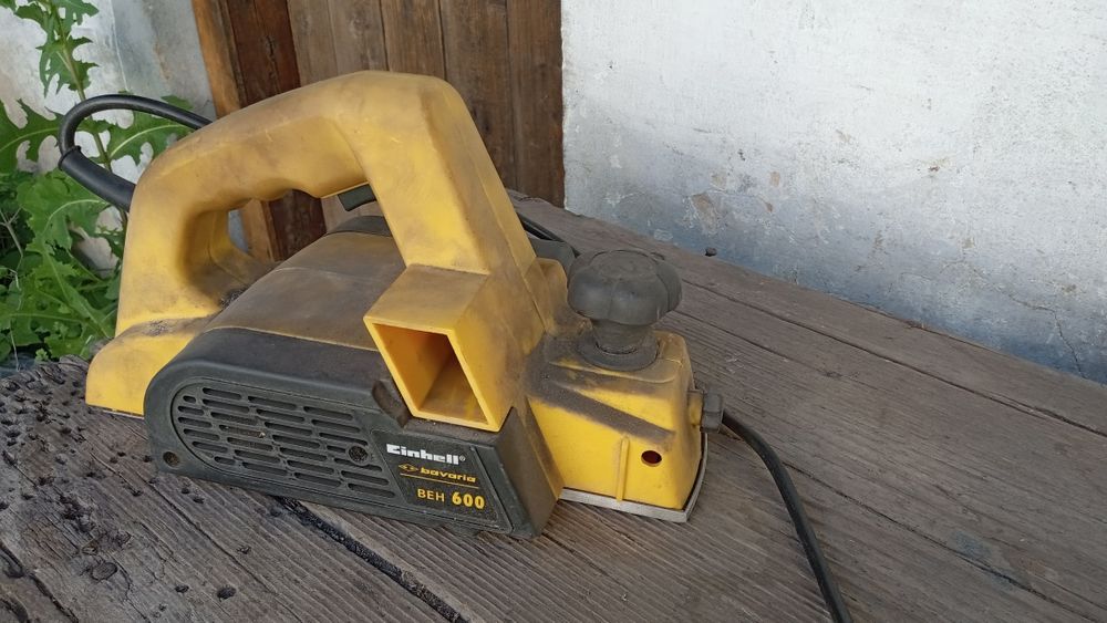 Циркулярка - пилорама  +  электрорубанок Einhell beh 600 в подарок