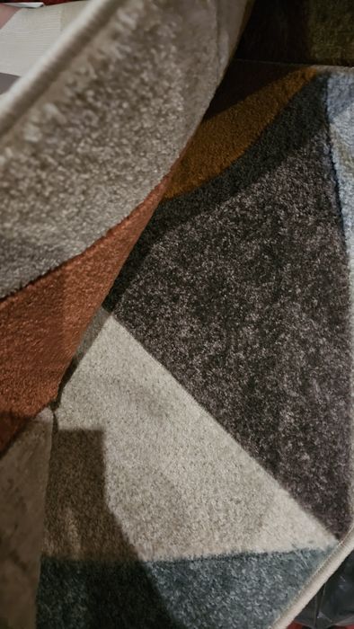 Чисто нов килим 160/220