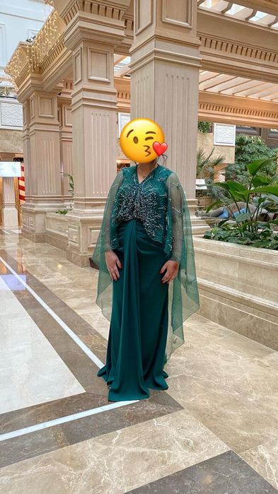 Вечернее платье